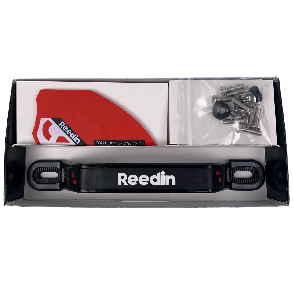 RD26025_Twintip-finns-color-RED-with-handle_1.webp