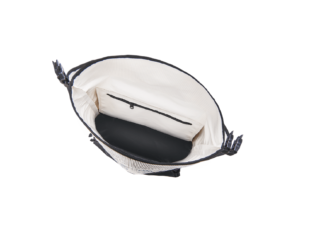 AZTRON DRY 22L WATERPROOF BACKPACK