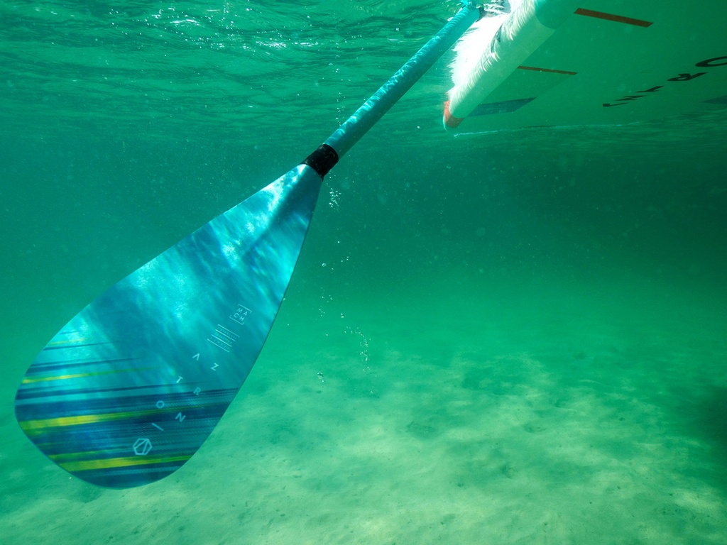 AZTRON MACH FIBERGLASS 3-SECTION PADDLE