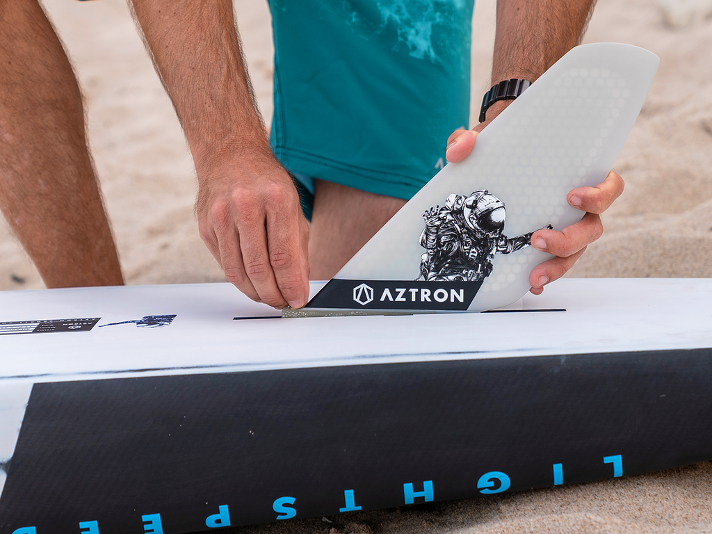 AZTRON RACE HARD 8.3" FIBERGLASS FIN