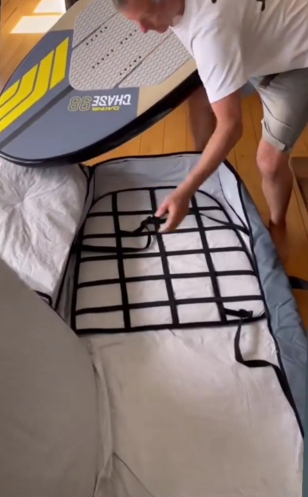 DAKINE WING TRAVEL WAGON 5'8